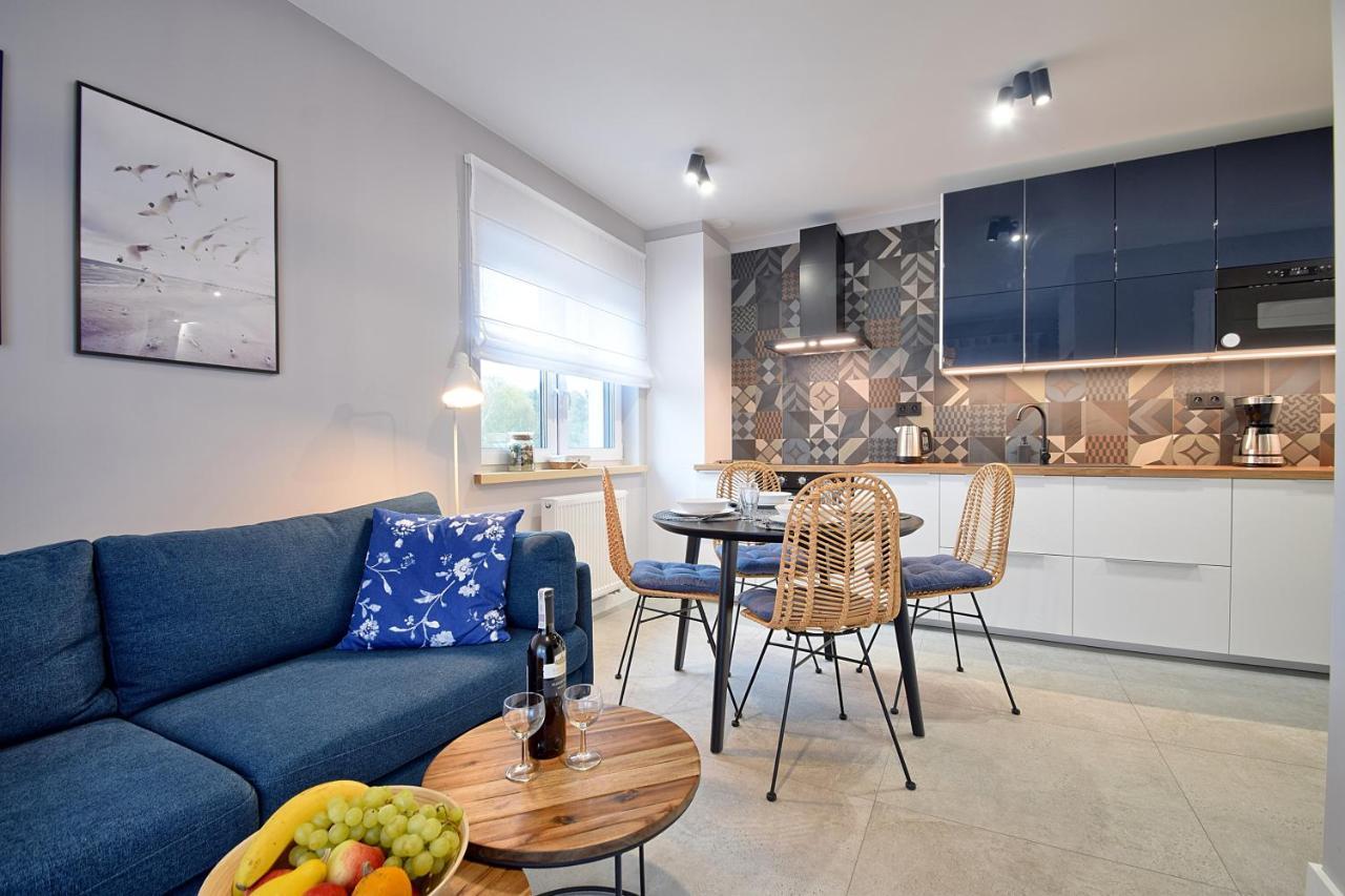 E-Apartament Nad Morzem Apartamentuj Мєлно Екстер'єр фото